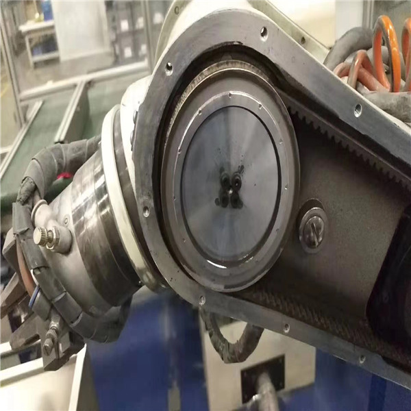 ����C���˹��ψ󾯴��a�S���ų�