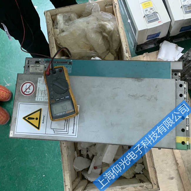  ·˹���ŷ������S��վ