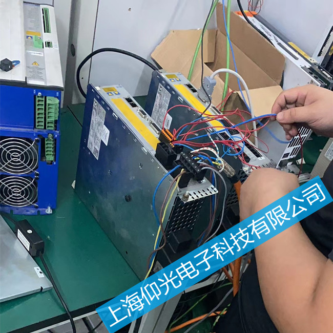 �Ơ�Ħ��S600ϵ���ŷ���(b��o)�����a�@ʾF02�S�޷���