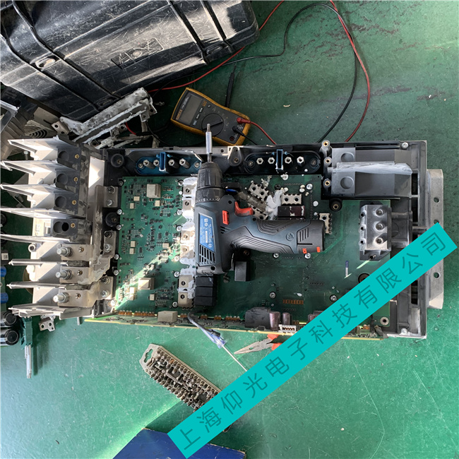 �ɽ����T��G120׃�l���S��F30001���޿���