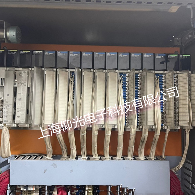 Schneiderʩ�͵�PLC��I / O��ϵ�yģ�K���ϾS�޷�������