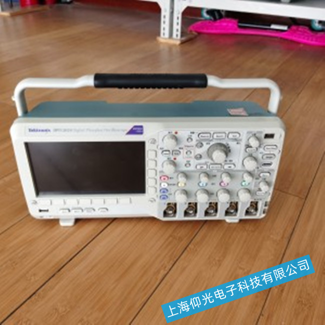 ���K--ʾ������ͨ�Դ����RUN/STOP���o�o(w��)�κ��@�F(xi��n)ë����ô̎��